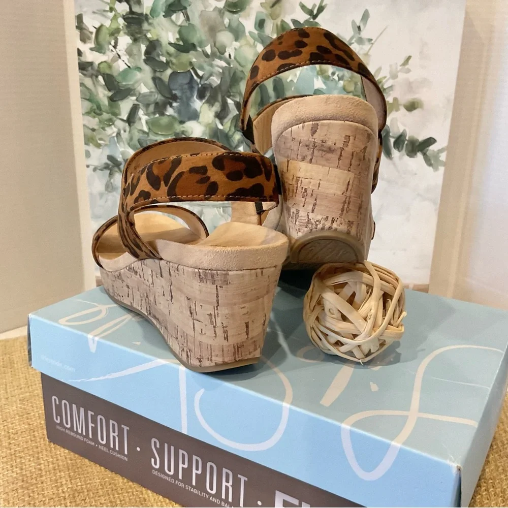 LifeStride Leopard Delaney Slide Sandals Size 9, NEW IN BOX